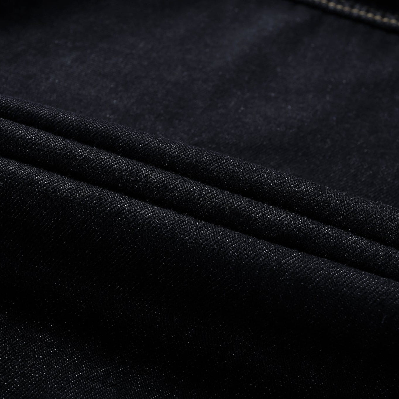 Men’s Fleece Lined Denim Jacket in Classic Style | Warm Casual Winter Coat