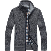 Men’s Fleece Zip-Up Jacket with Checked Lining | Warm Winter Coat
