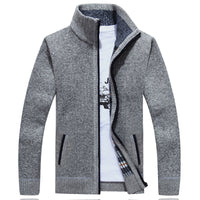 Men’s Fleece Zip-Up Jacket with Checked Lining | Warm Winter Coat