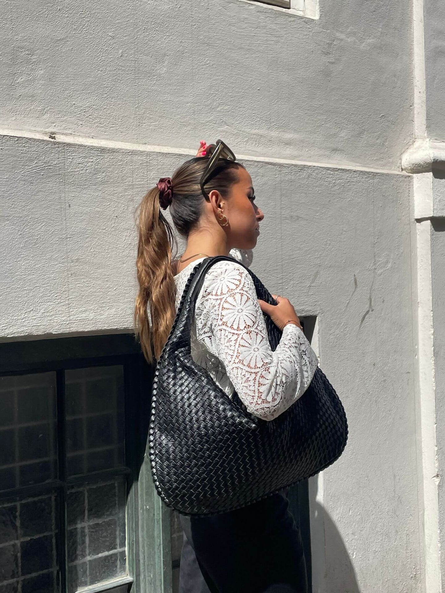 Large Everyday Tote Handbag | Spacious & Stylish | Elegant Design | Versatile Use