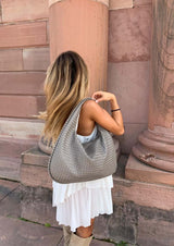 Large Everyday Tote Handbag | Spacious & Stylish | Elegant Design | Versatile Use