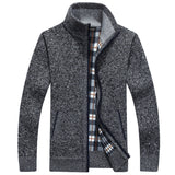 Men’s Fleece Zip-Up Jacket with Checked Lining | Warm Winter Coat