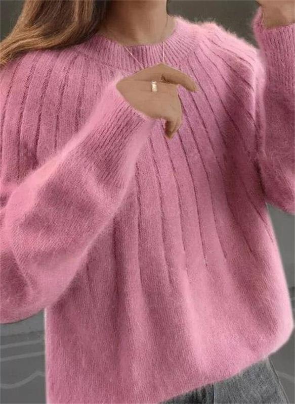 Women’s Fluffy Knit Jumper in Relaxed Fit Style | Warm Ladies Sweater