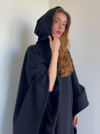 Unisex Poncho Hoodie in Fleece Style | Oversized Warm Hooded Sweatshirt
