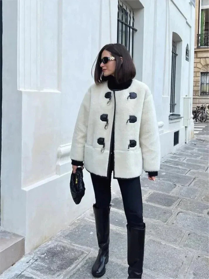 Women’s Elegant Winter Coat with Button Design | Versatile Ladies Jacket