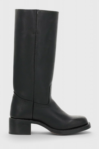 Women’s Modern Classic Boots | All-Season Style | Comfortable Fit