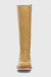 Women’s Modern Classic Boots | All-Season Style | Comfortable Fit
